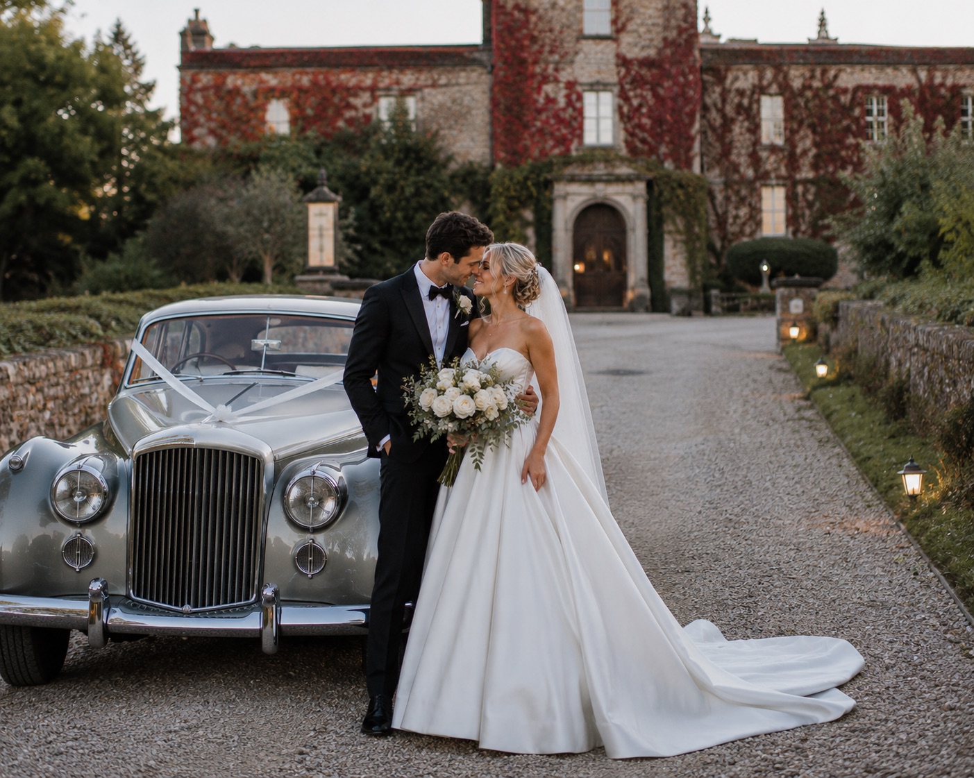 NOMI bridal photograph 11